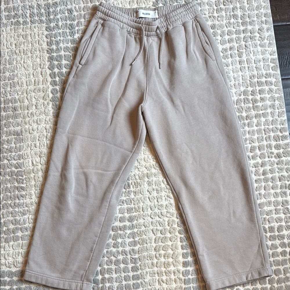 Hollister Tan Sweatpants Relaxed Fit Elastic Waist